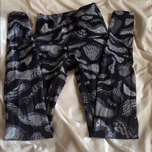 Lululemon black and white patterned leggings.